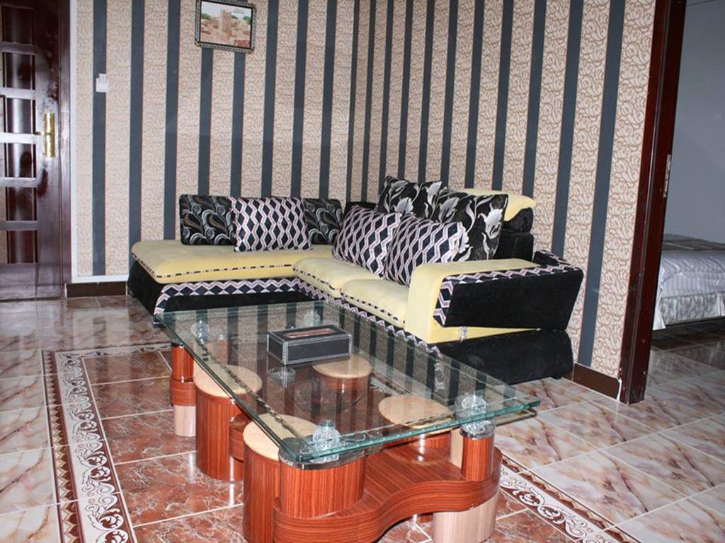 Royal Suites Hotel นูแอกชอต ภายนอก รูปภาพ