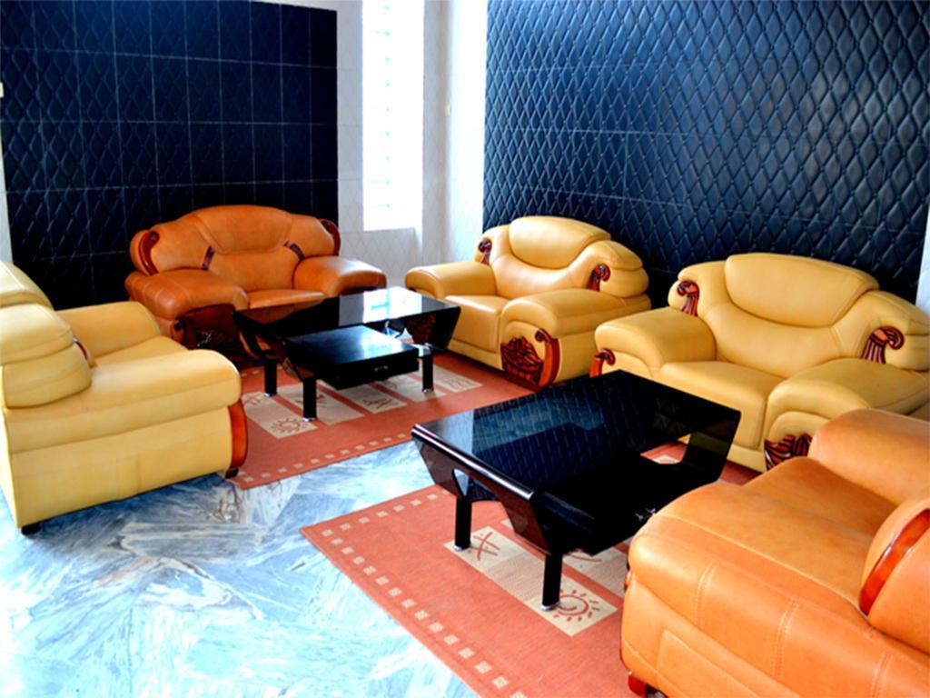 Royal Suites Hotel นูแอกชอต ภายนอก รูปภาพ