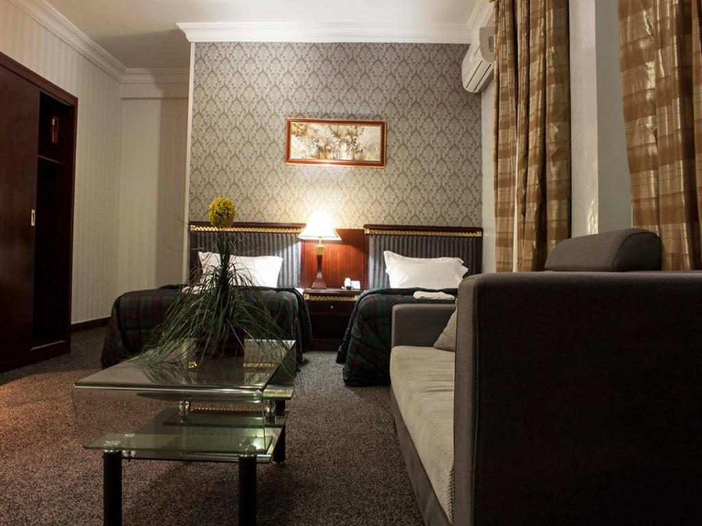 Royal Suites Hotel นูแอกชอต ห้อง รูปภาพ